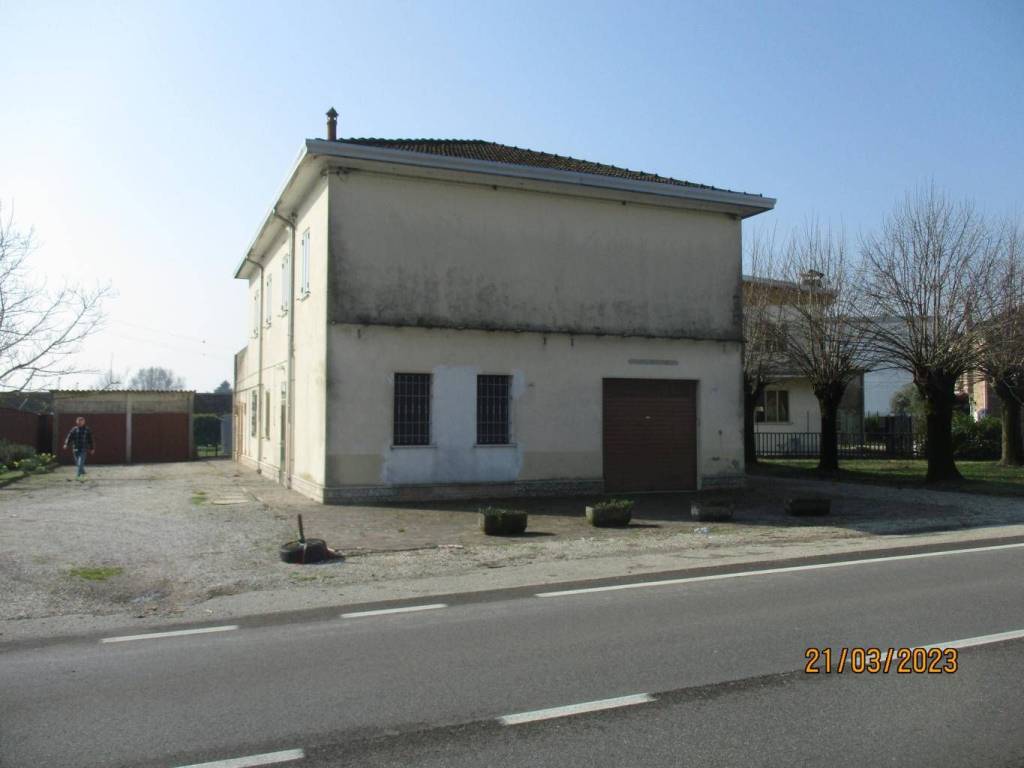 Casa indipendente a Ferrara in Via Copparo, 444 - Foto 2