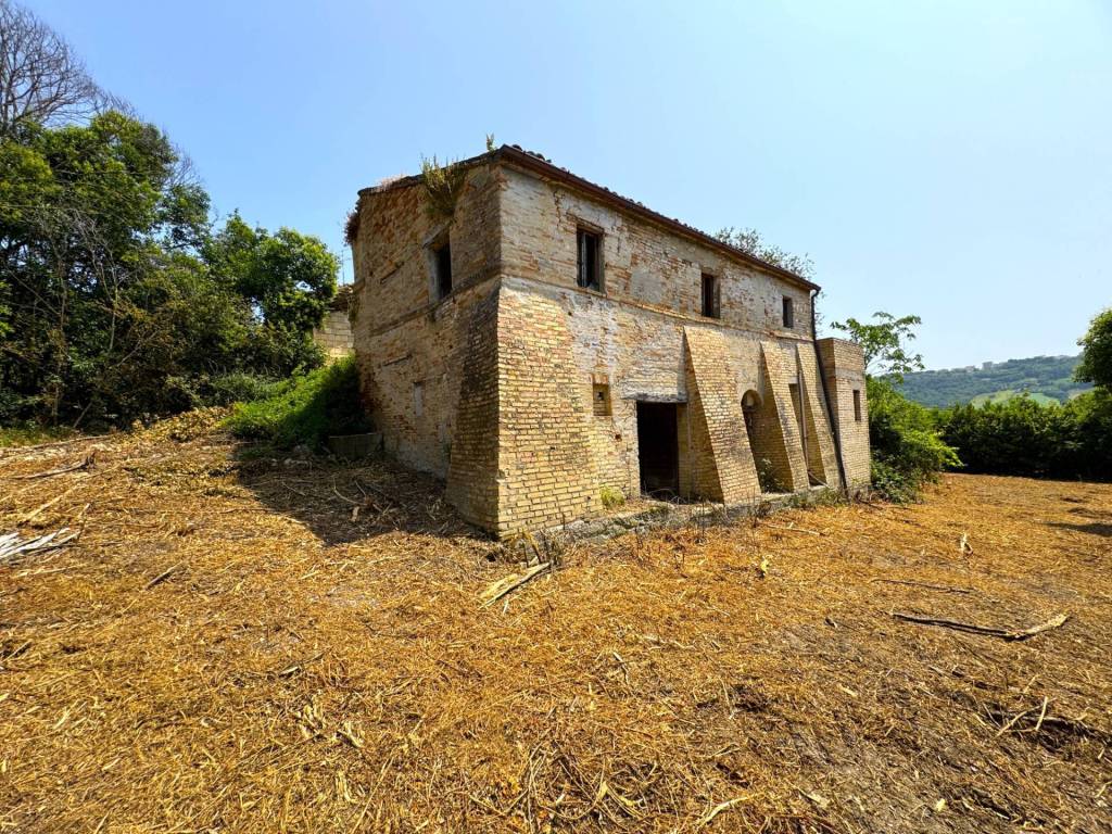 Rustico / casale a Sant'elpidio a mare in Via Mostrapiedi - Foto 2