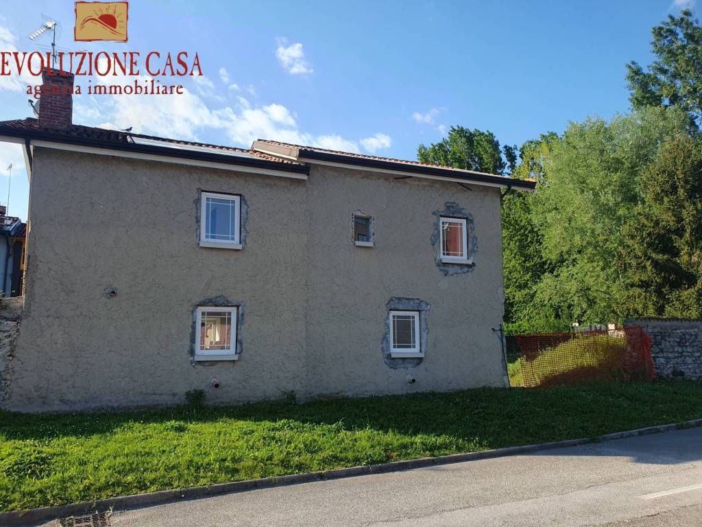 Casa indipendente a Monfalcone in monte sei busi, 17 - Foto 2