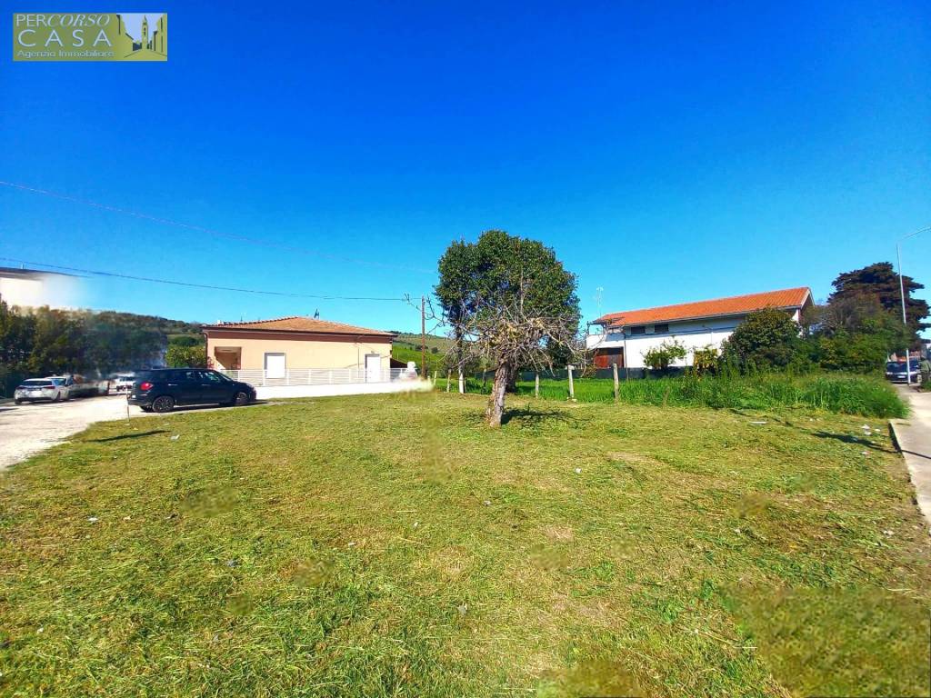 Terreno a Giulianova in Via Galileo Galilei - Foto 5