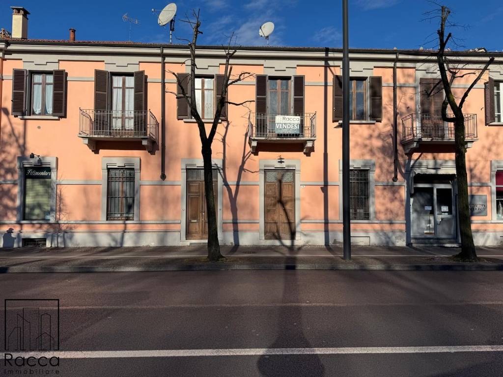Appartamento a Fossano in Viale Regina Elena - Foto 2
