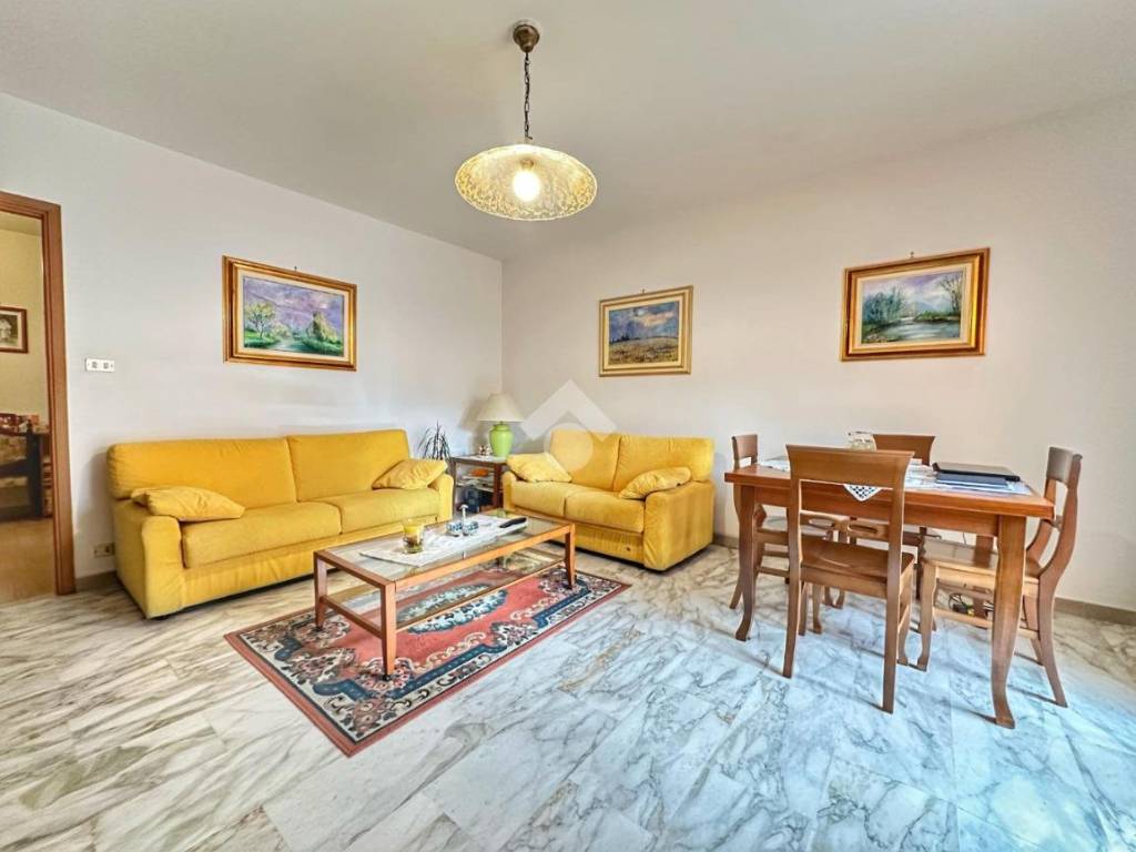 Appartamento a Aosta in Via parigi, 129 - Foto 3