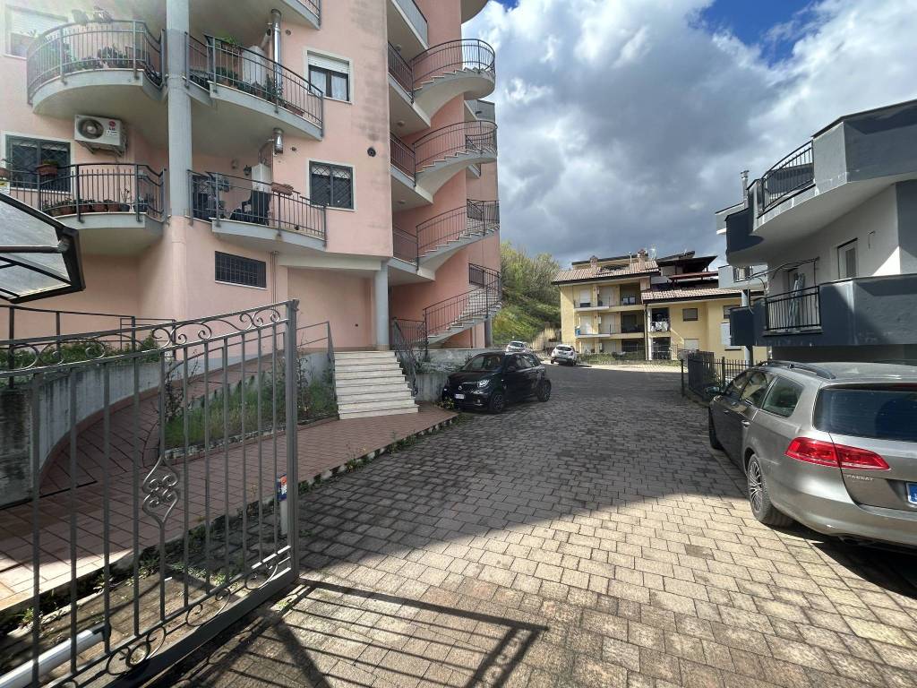 Appartamento a Montalto uffugo in Via delle Querce - Foto 4