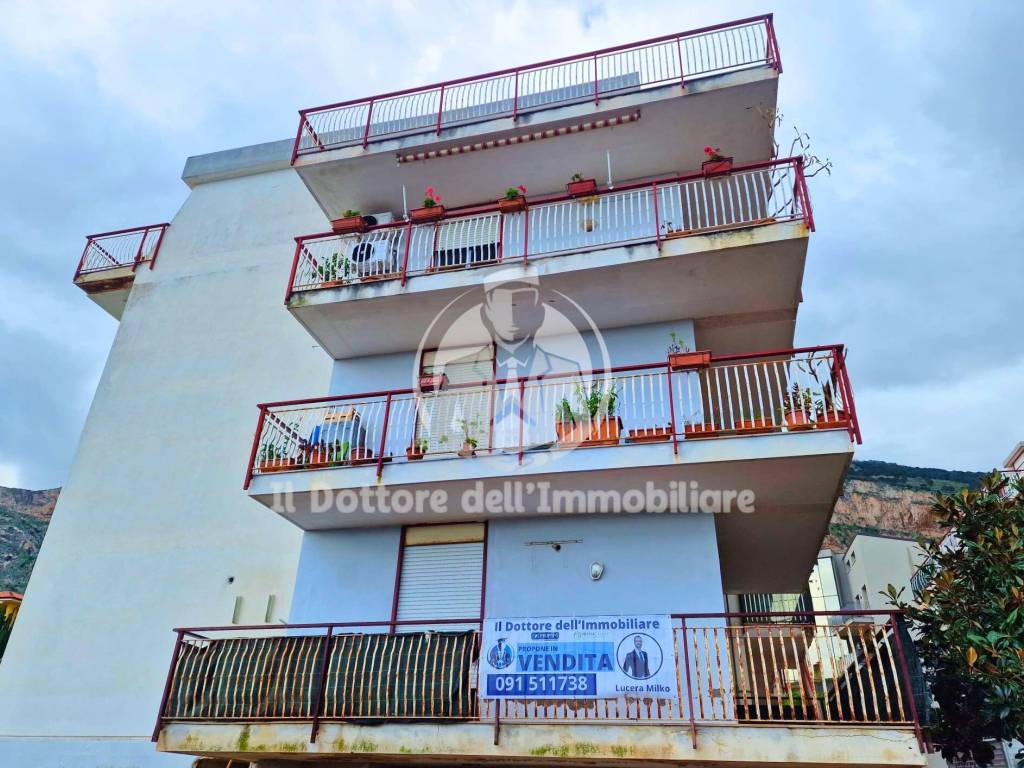 Appartamento a Capaci in Via Primo Carnera - Foto 2