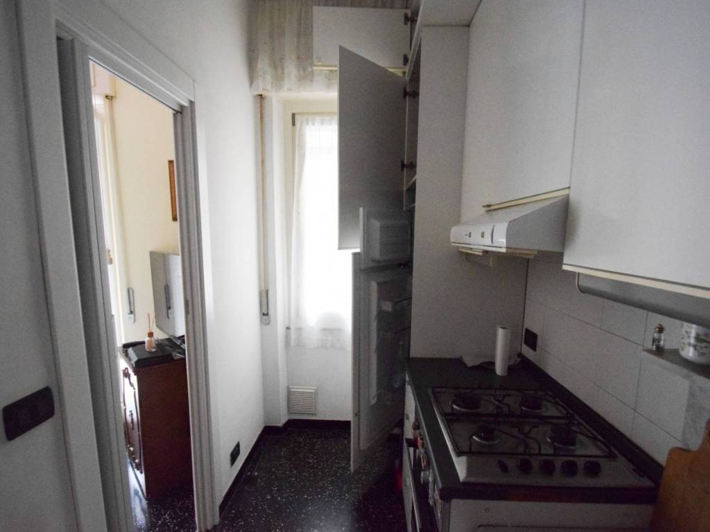 Appartamento a Genova in Via Loano - Foto 4