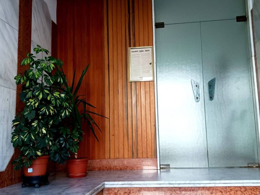 Appartamento a Rivoli in Piazza Famiglia Cavallero - Foto 2
