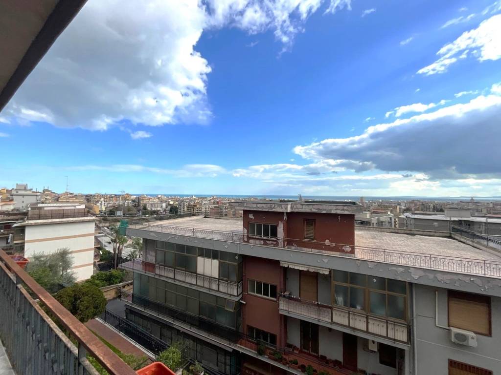 Appartamento a Catania in Via Bronte - Foto 2
