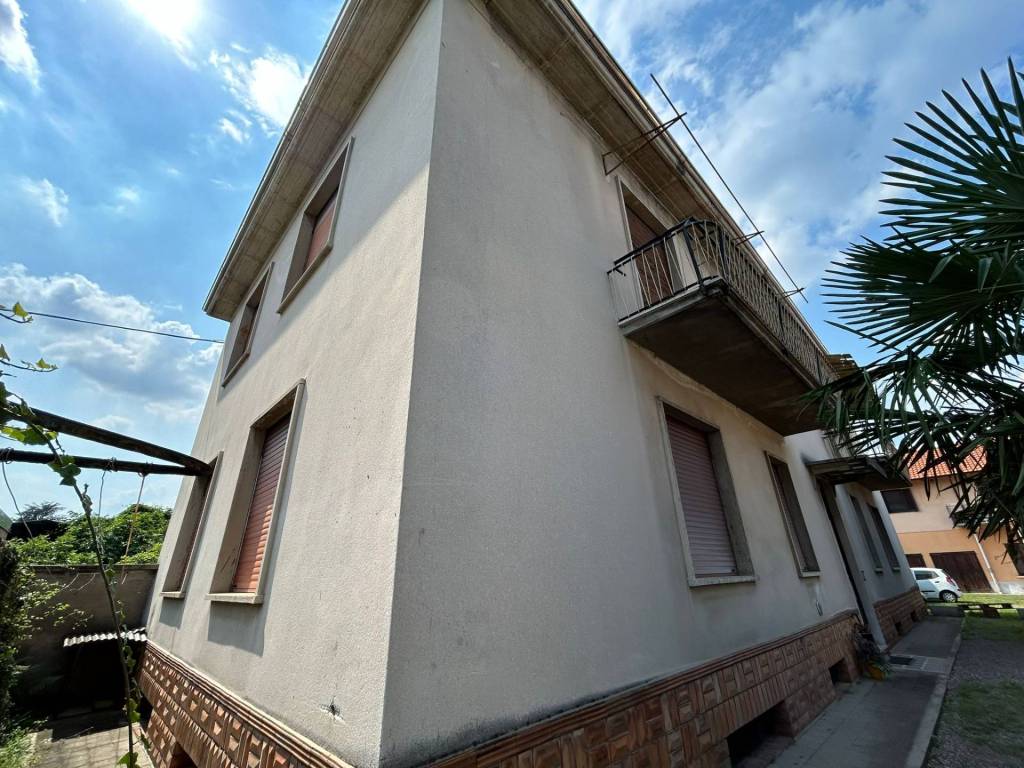 Casa indipendente a Solbiate olona in VIA MATTEOTTI - Foto 4