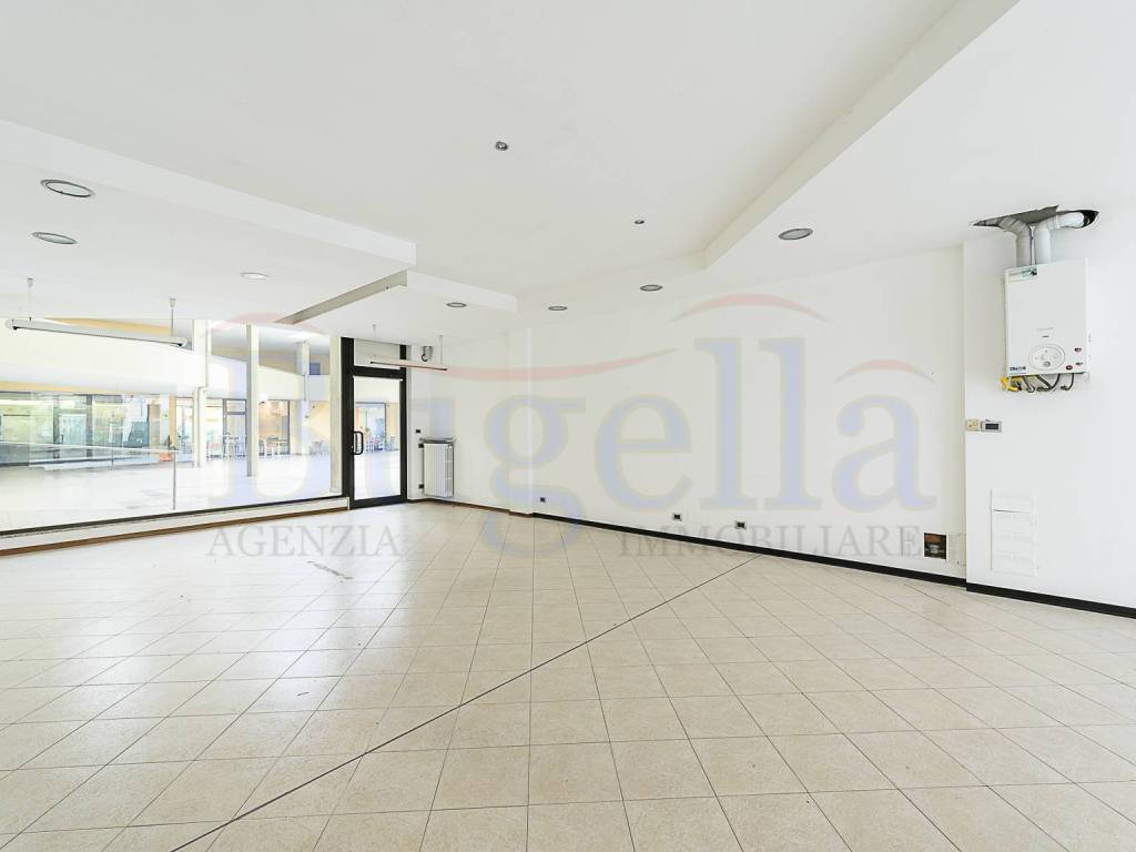 Immobile a Cossato in Piazza Generale Giuseppe Perotti, 6 - Foto 3