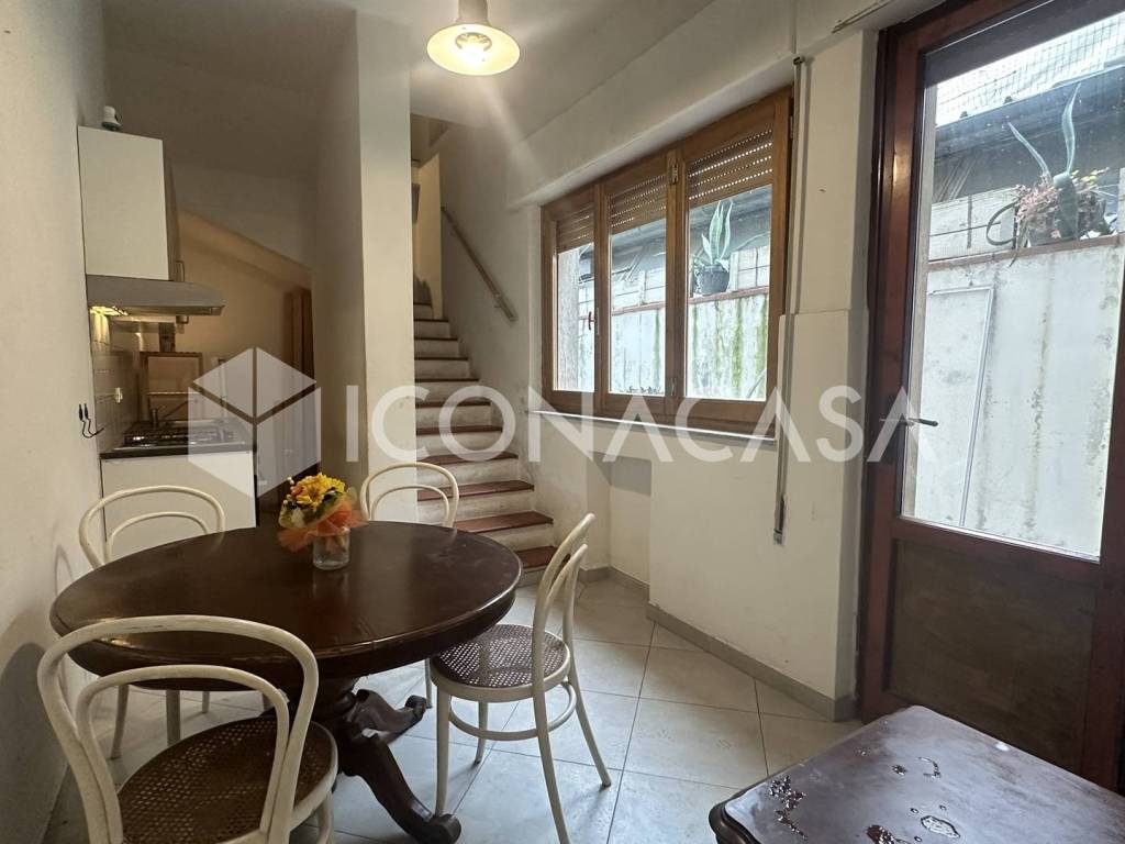 Appartamento a Viareggio in Viale Giacomo Puccini, 18 - Foto 5