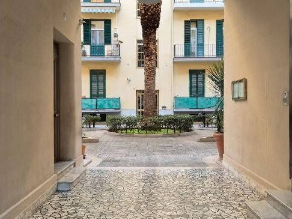 Appartamento a Bari in Via Edmondo De Amicis, 4 - Foto 4
