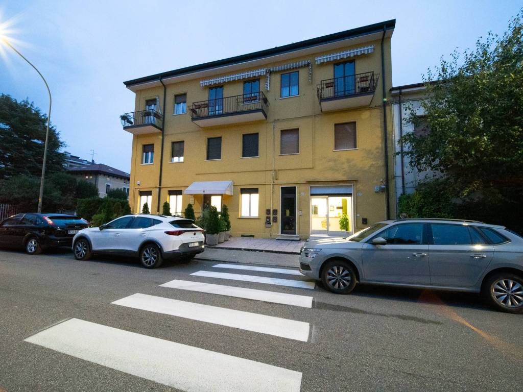 Appartamento a Verona in Via Pier Fortunato Calvi, 25 - Foto 2