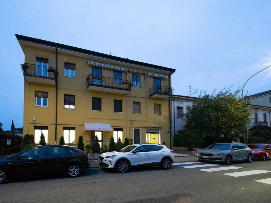 Appartamento a Verona in Via Pier Fortunato Calvi, 25 - Foto 3
