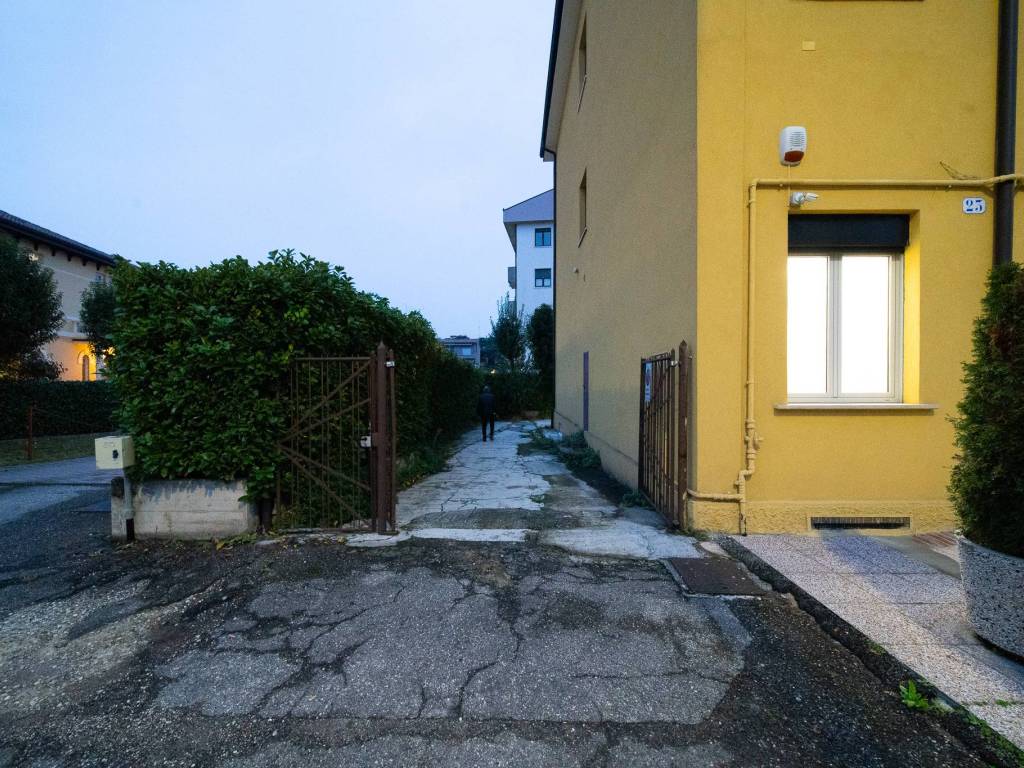 Appartamento a Verona in Via Pier Fortunato Calvi, 25 - Foto 4