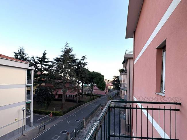 Appartamento a Pietra ligure in Via Piani - Foto 3