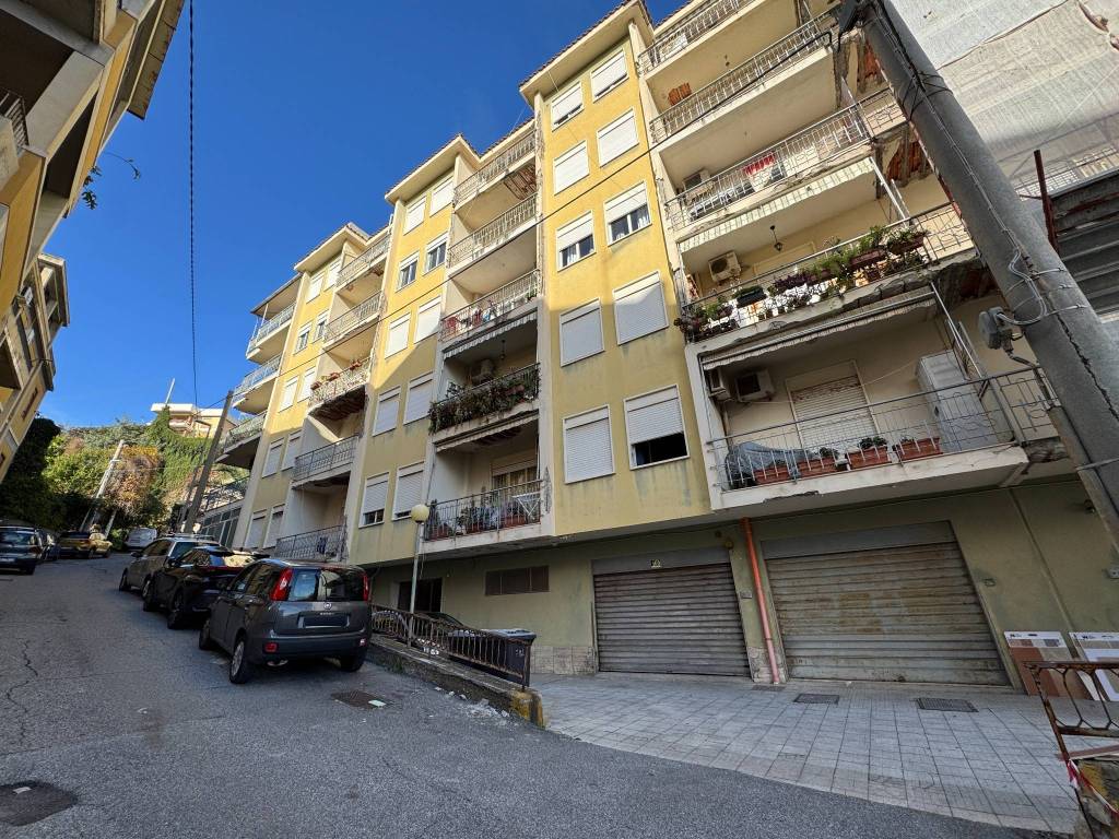 Appartamento a Messina in Salita Catena - Foto 5