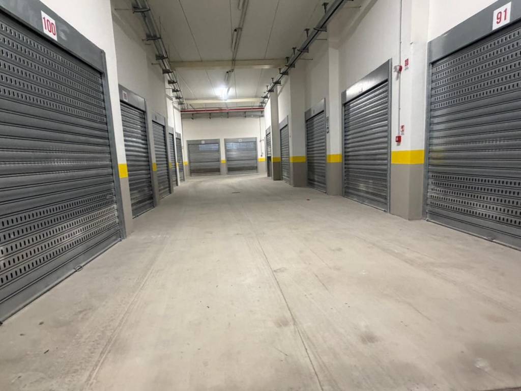 Box / garage a Torre del greco in Viale Campania - Foto 5