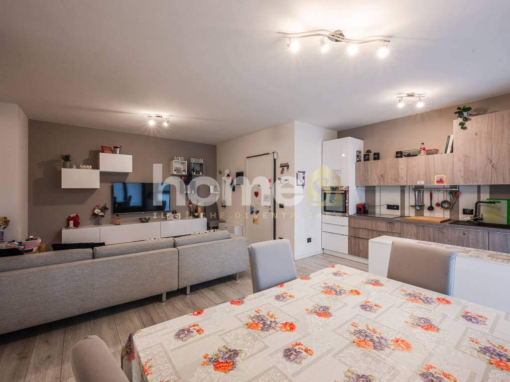 Appartamento a Montecchio emilia in Via Gombia, , 5 - Foto 2