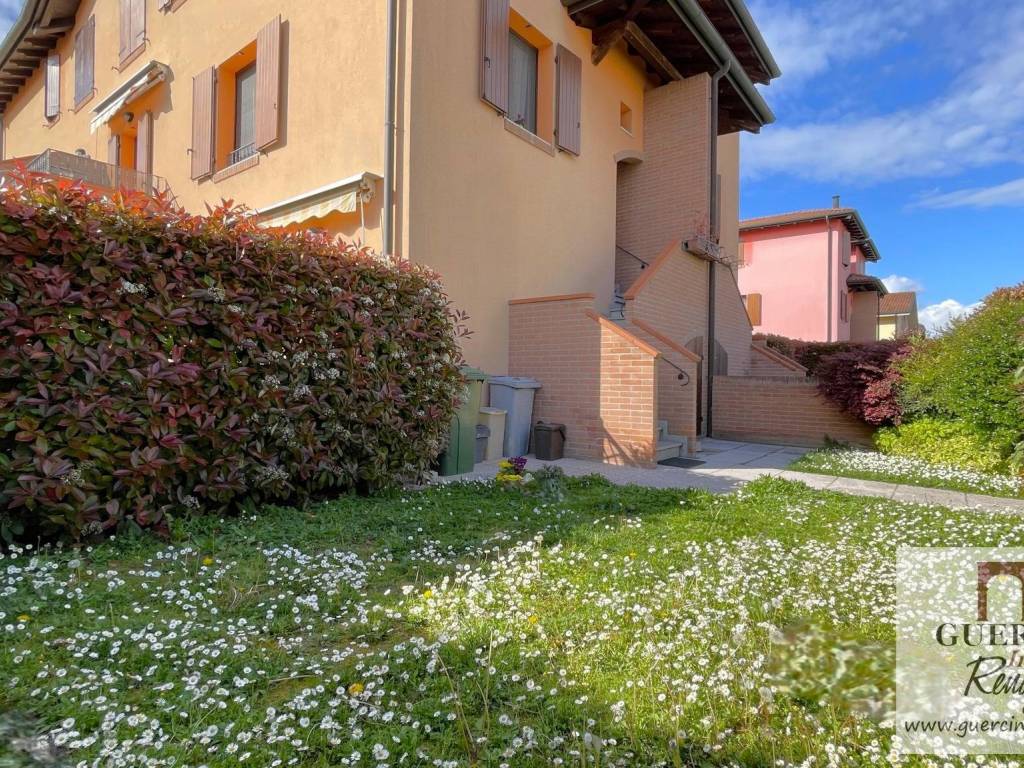 Villetta a schiera a Cento in Via Angelo Venturoli, 25 - Foto 2