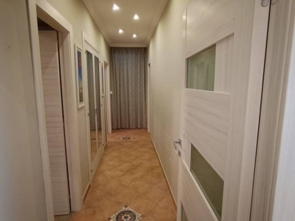 Appartamento a Caltanissetta in Viale Trieste, 80 - Foto 2