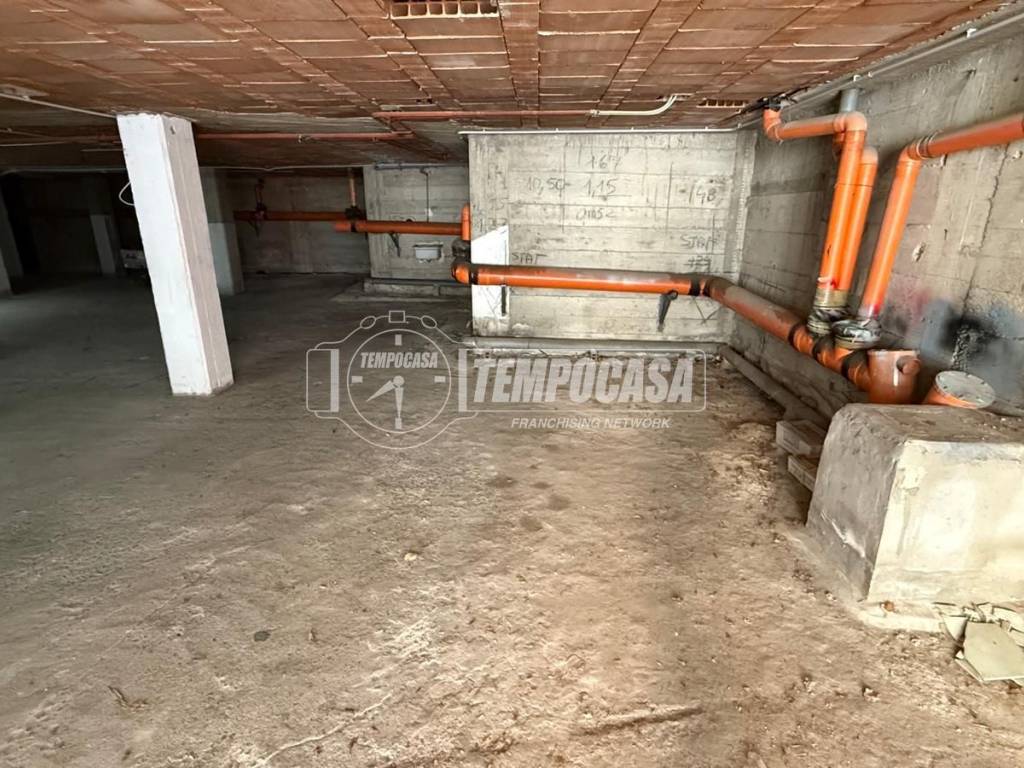 Box / garage a Cagliari in Via Mestre 8 - Foto 3