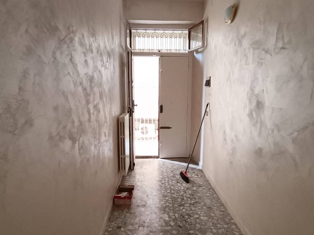 Appartamento a Catanzaro in Via dei Crociati, 21 - Foto 2