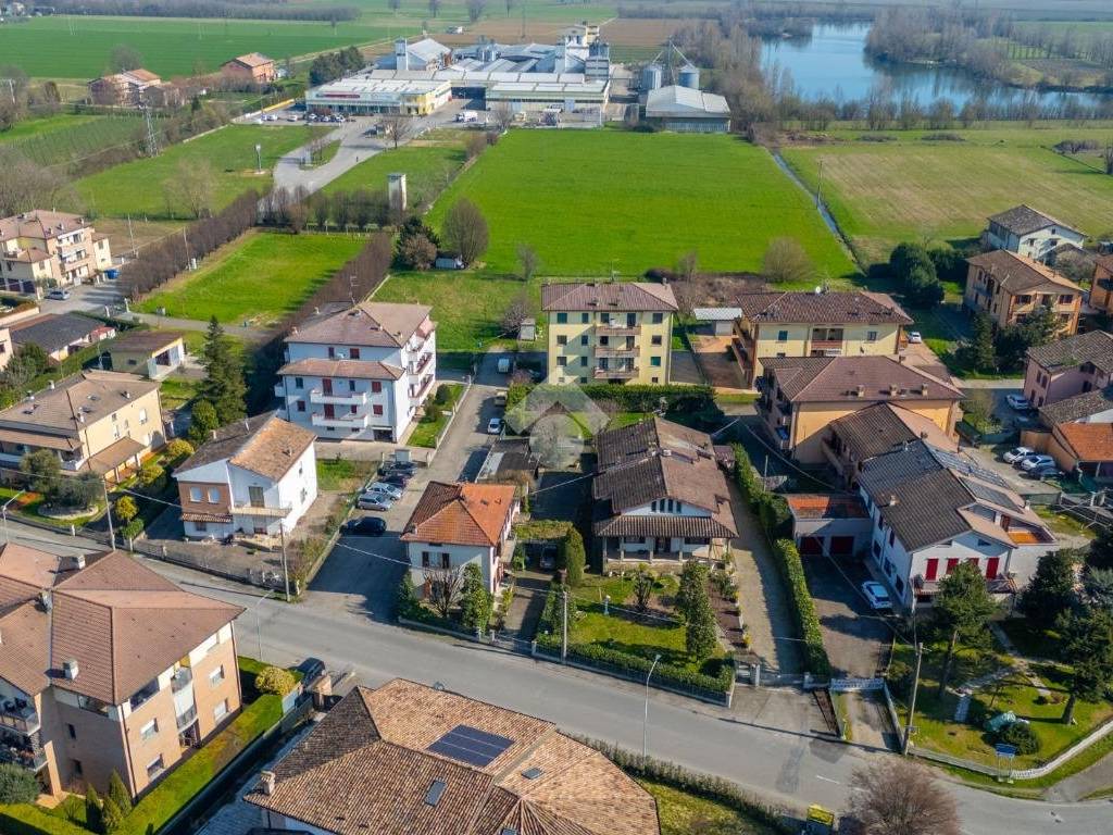 Casa indipendente a Castelnovo di sotto in Via Pallaia, 2 - Foto 3