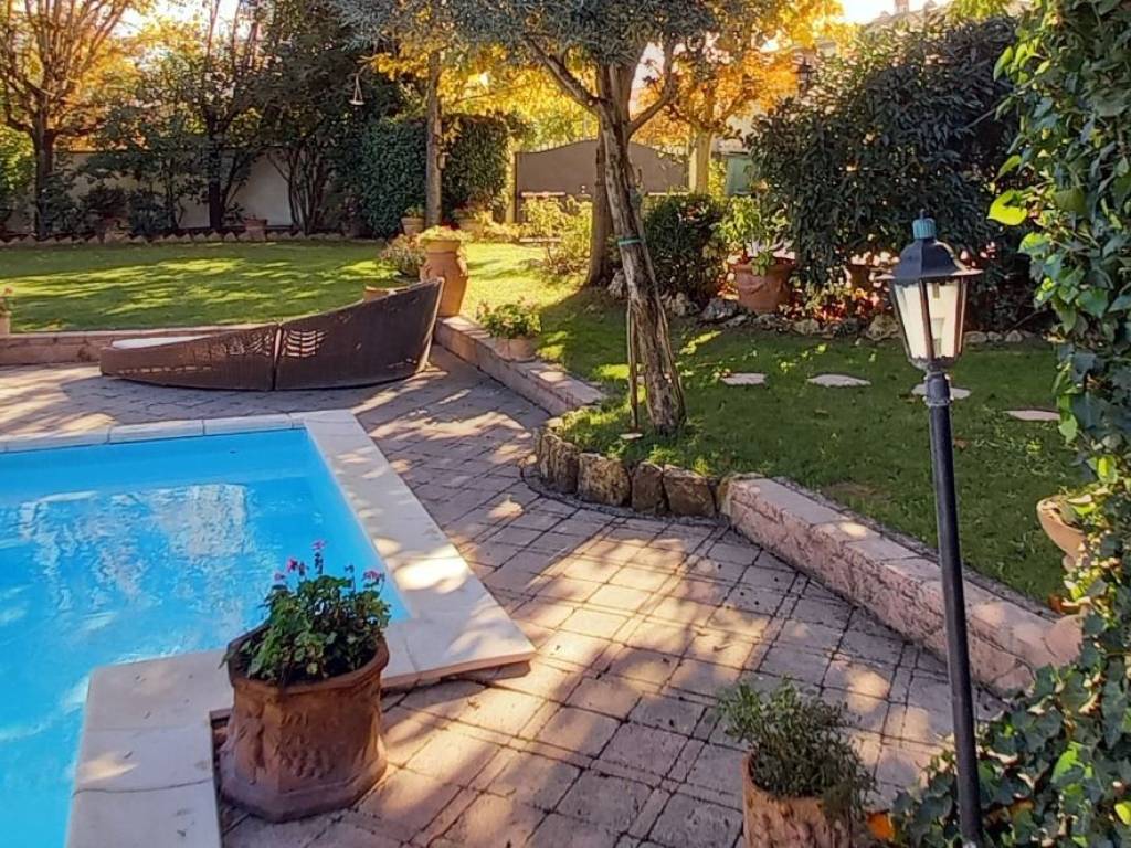 Villa a Carmignano in Via Baccheretana - Foto 2