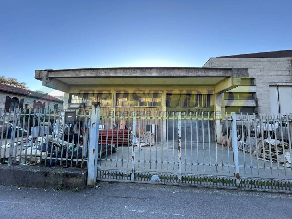 Immobile a Caprino bergamasco in Via Ca Ferrario, 8 - Foto 4