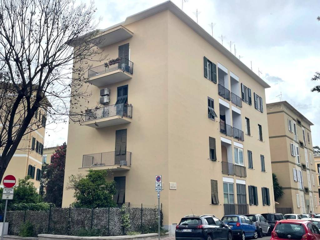 Appartamento a Cagliari in Via Enrico Pessina, 26 - Foto 3