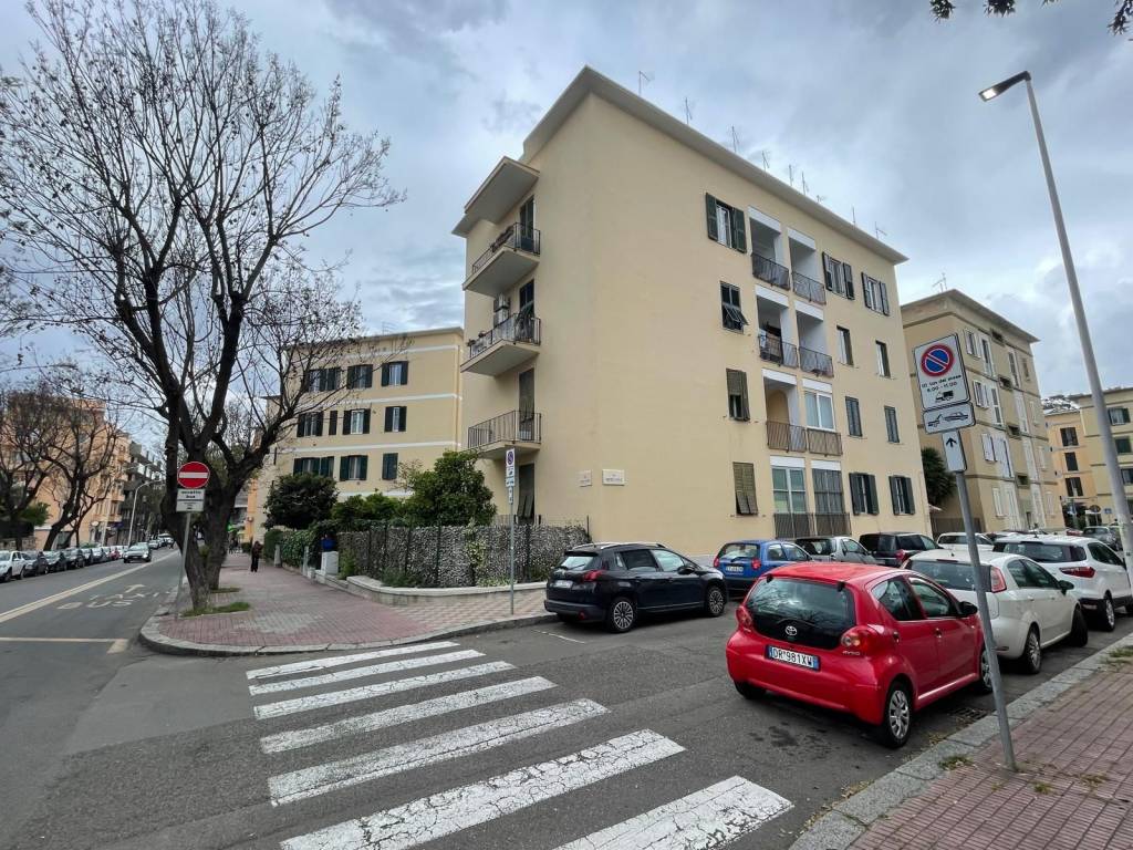 Appartamento a Cagliari in Via Enrico Pessina, 26 - Foto 4
