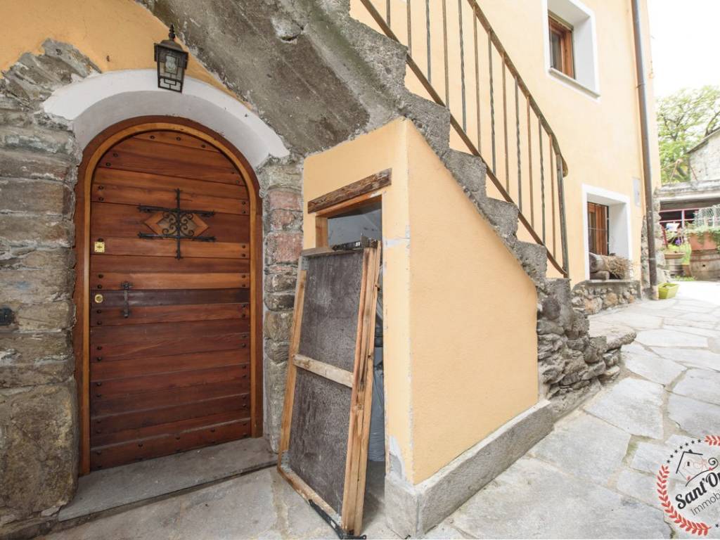 Appartamento a Brissogne in Frazione Neyran - Foto 4