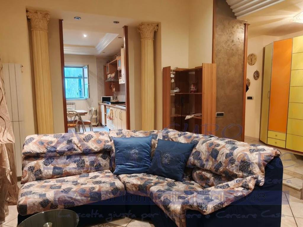 Casa indipendente a Maddaloni in Via Ponte Carolino, 169 - Foto 3