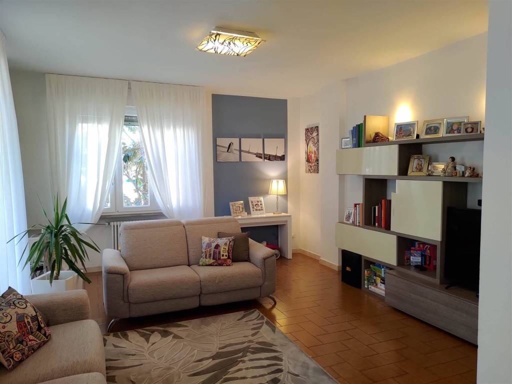 Appartamento a Livorno in Via Medaglie D` Oro Della Resistenza, 22 - Foto 5