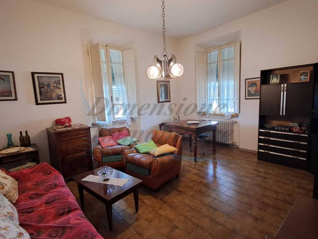 Appartamento a Cecina in Via della Vecchia Ferrovia - Foto 5