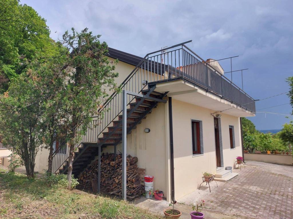 Villa a Montecorvino pugliano in Via Temponi - Foto 4