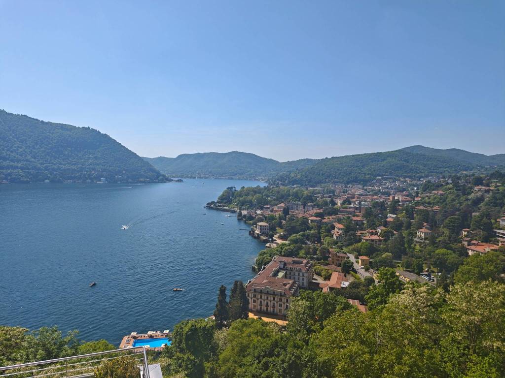 Appartamento a Cernobbio in Via della Libertà, 20 - Foto 2