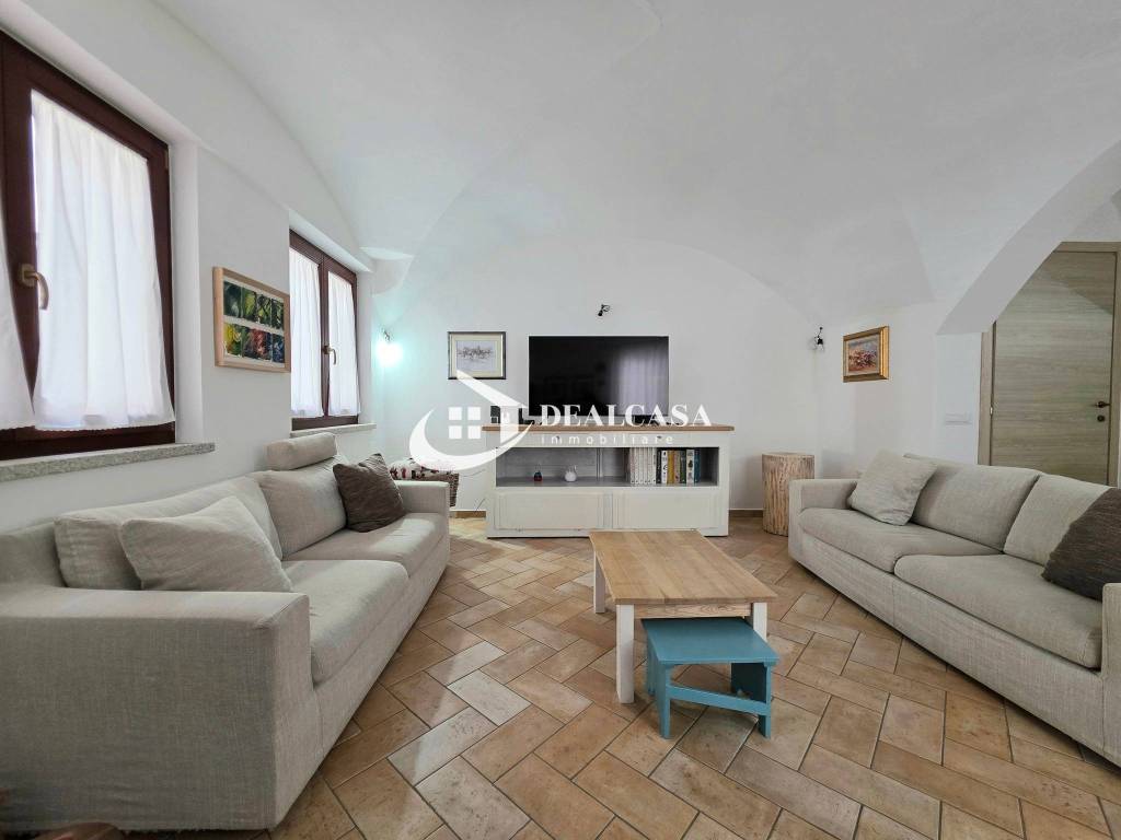 Villetta a schiera a Nuoro in Via Camillo Benso di Cavour - Foto 3