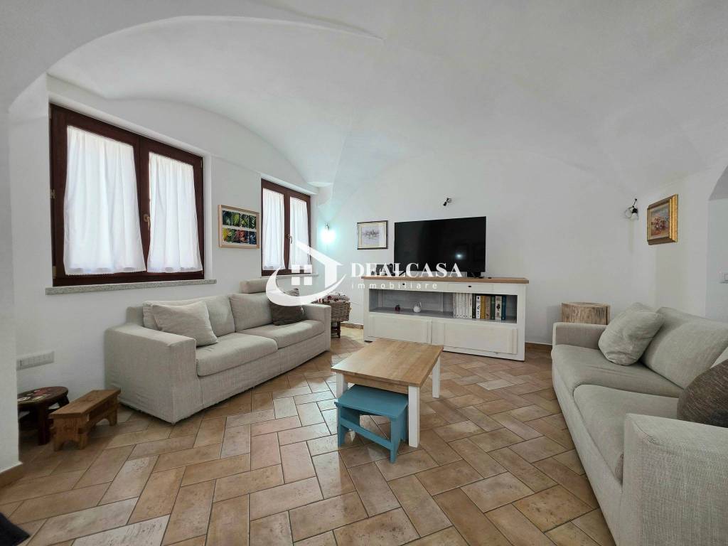 Villetta a schiera a Nuoro in Via Camillo Benso di Cavour - Foto 4