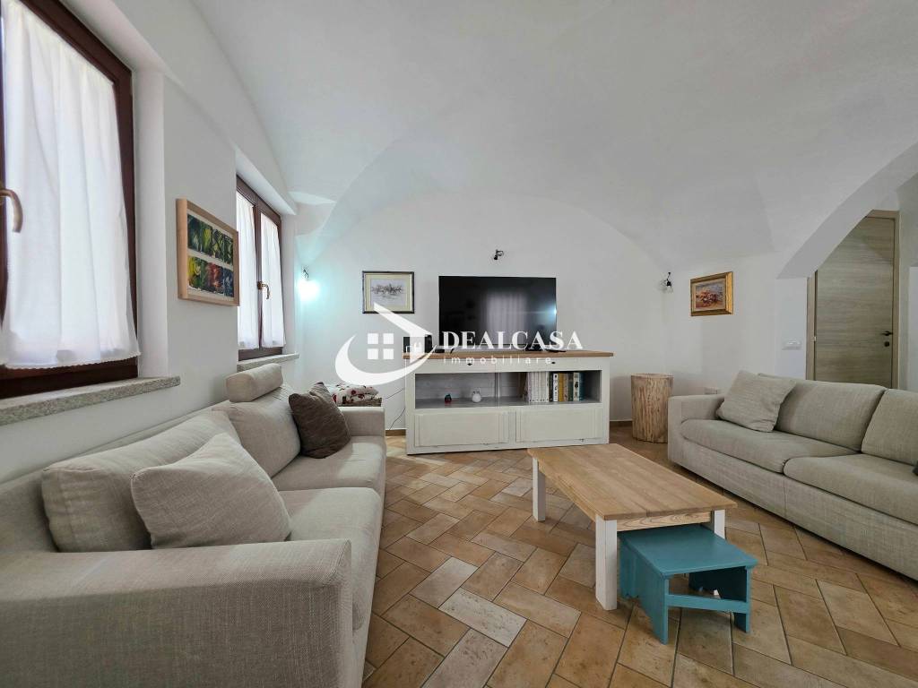 Villetta a schiera a Nuoro in Via Camillo Benso di Cavour - Foto 5