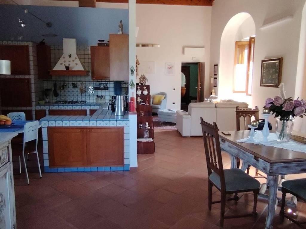 Palazzo / stabile a Caserta in via dei cotonieri - Foto 2