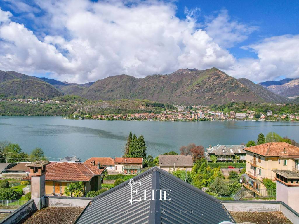 Villa a Omegna in Via Repubblica, 85 - Foto 3