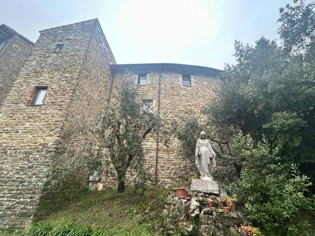 Rustico / casale a Assisi in Frazione Porziano - Foto 3
