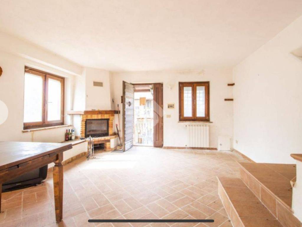 Villa a Rieti in Via Antrodoco - Foto 4