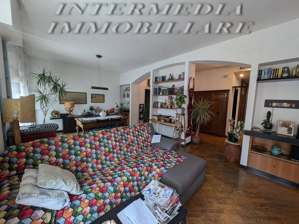 Appartamento a Montevarchi in Viale Luigi Cadorna - Foto 2