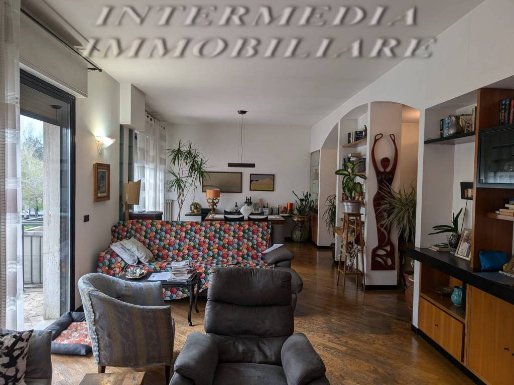 Appartamento a Montevarchi in Viale Luigi Cadorna - Foto 5