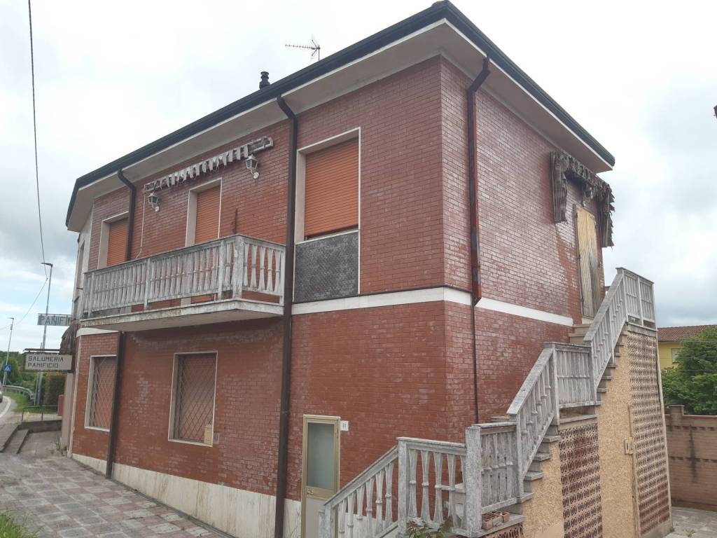 Casa indipendente a Ferrara in Via Tambellina, 57 - Foto 5
