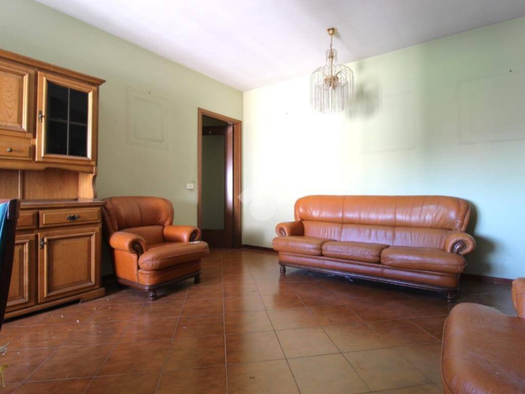 Appartamento a Cadelbosco di sopra in Via G. Matteotti, 14 - Foto 3