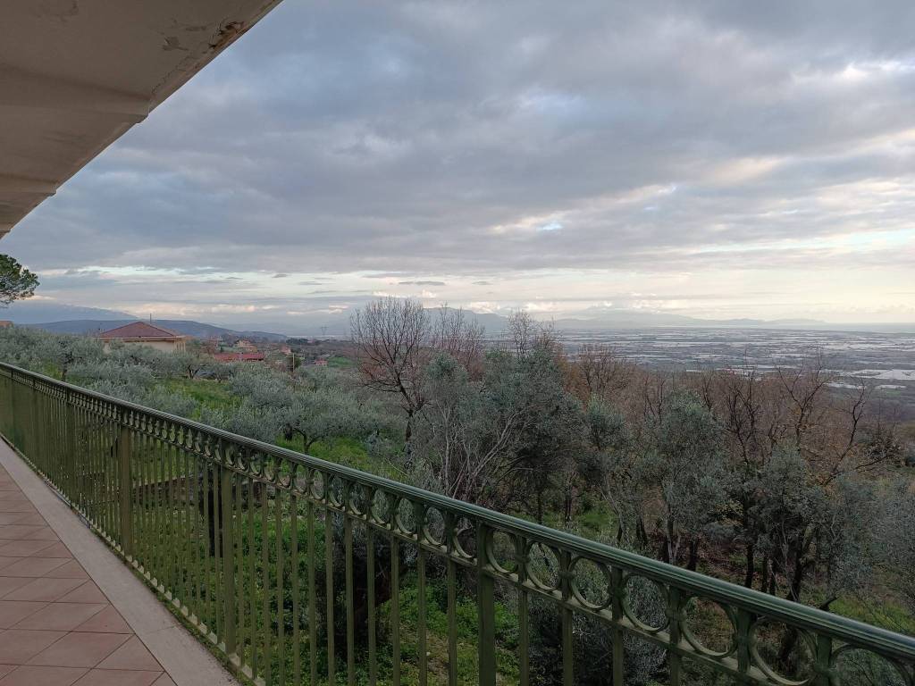 Villa a Montecorvino pugliano in Via Fontana Vecchia - Foto 5