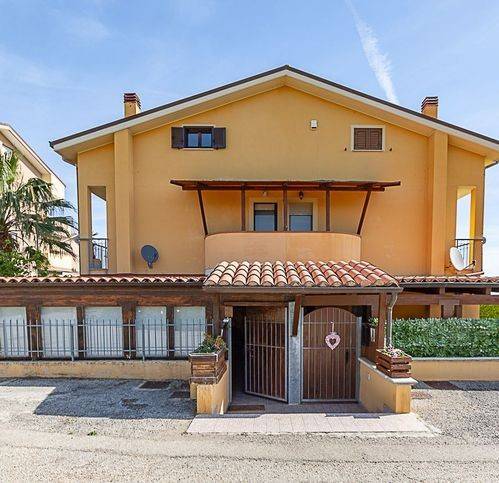 Villetta a schiera a Ortona in Strada Comunale Lazzaretto 56 - Foto 4